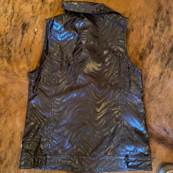 Zenergy by Chicos Brown Zebra Vest - Picture 5 of 5